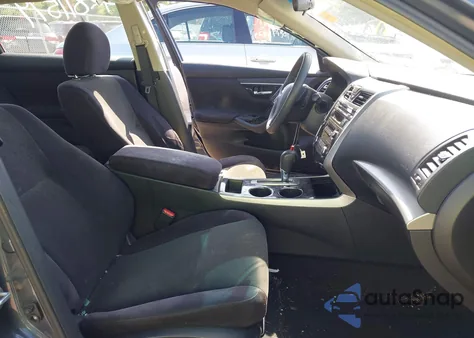 2013 Nissan Altima 2.5 S из США, поврежденный, VIN 1N4AL3AP5DC284762